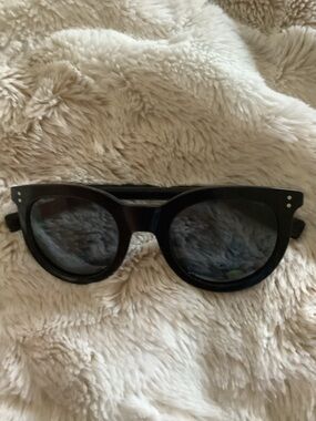 Cole Haan Black Round Sunglasses with Case